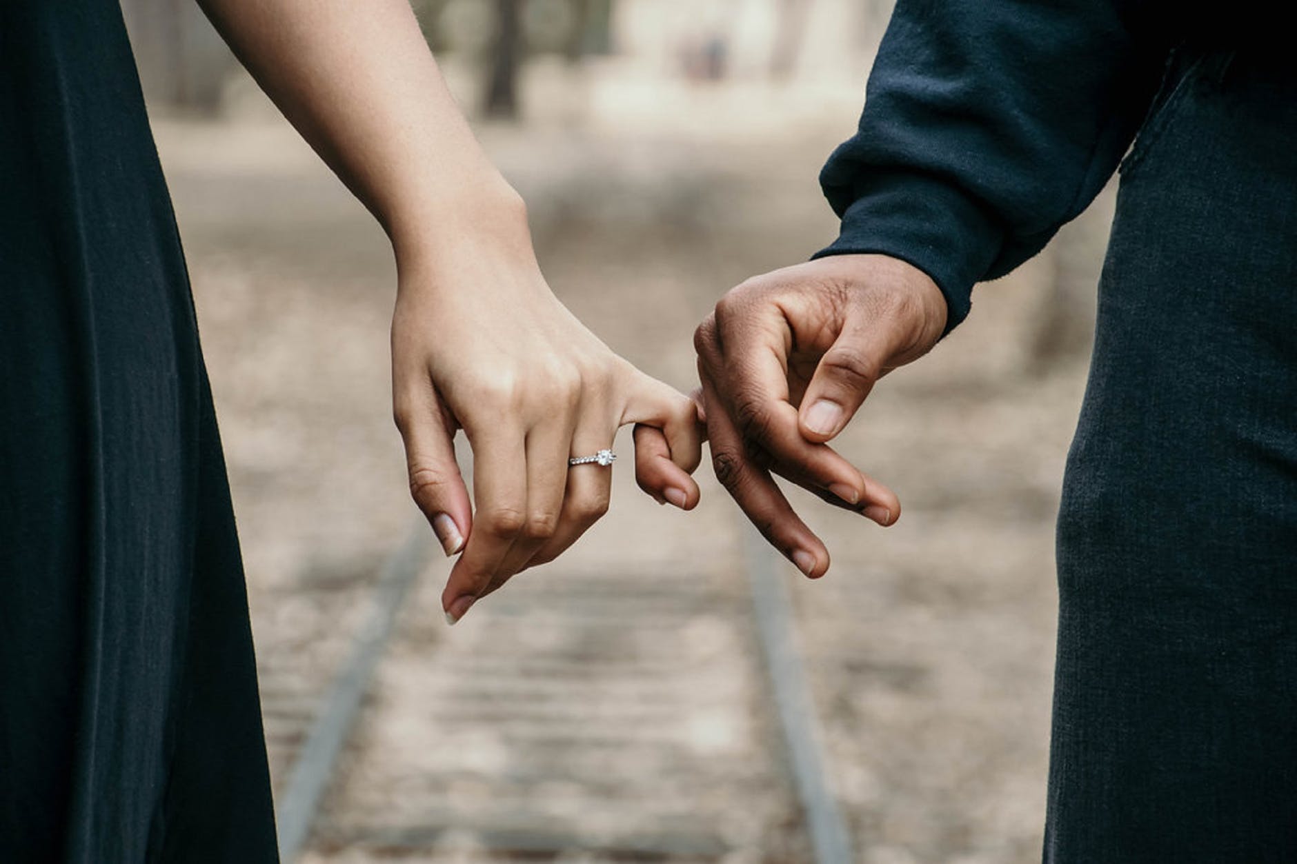 Couple holding hands Islamic marriage counselling